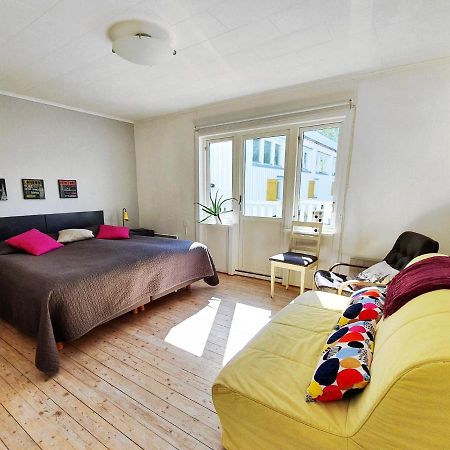 Noesundsgarden Hotell & Vandrarhem Εξωτερικό φωτογραφία