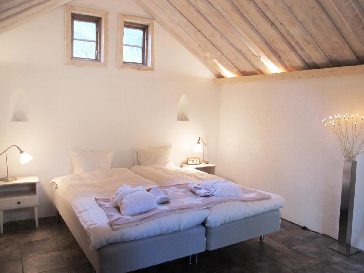 Noesundsgarden Hotell & Vandrarhem Εξωτερικό φωτογραφία