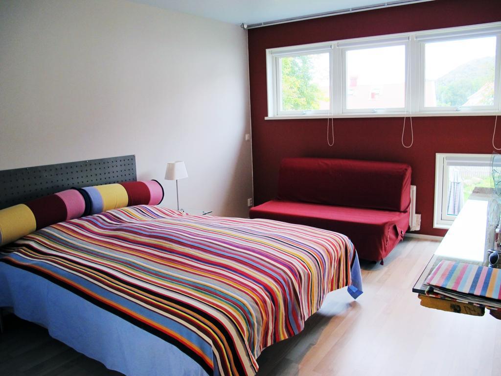 Noesundsgarden Hotell & Vandrarhem Εξωτερικό φωτογραφία
